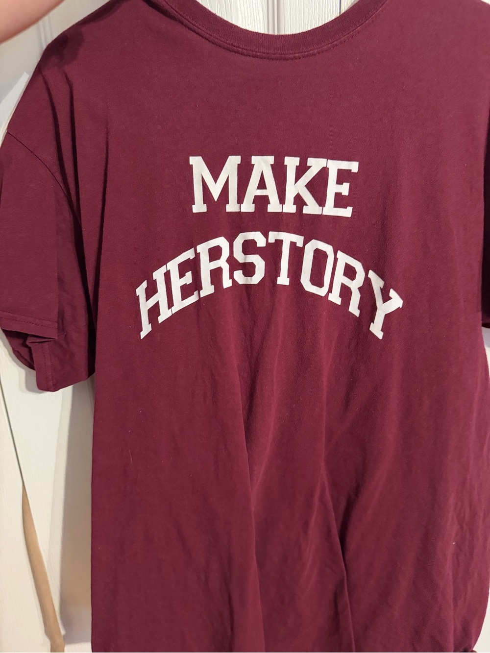 Gildan Maroon Short-Sleeve Tee with White "MAKE HERSTORY" Graphic